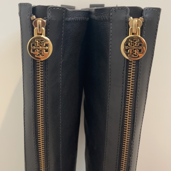 Women’s size 8 1/2 Tory Burch Boots - Picture 4 of 5